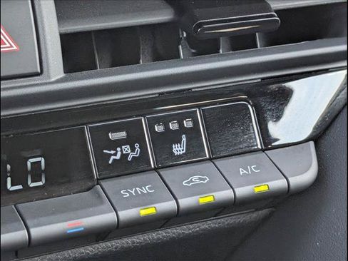 Used 2023 Toyota Crown AWD/4WD image 16