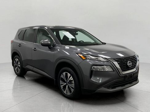Used 2023 Nissan Rogue SV image 1