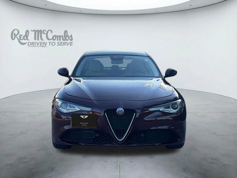 Used 2019 Alfa Romeo Giulia Ti w/ Quick Order Package 22X Lusso image 8