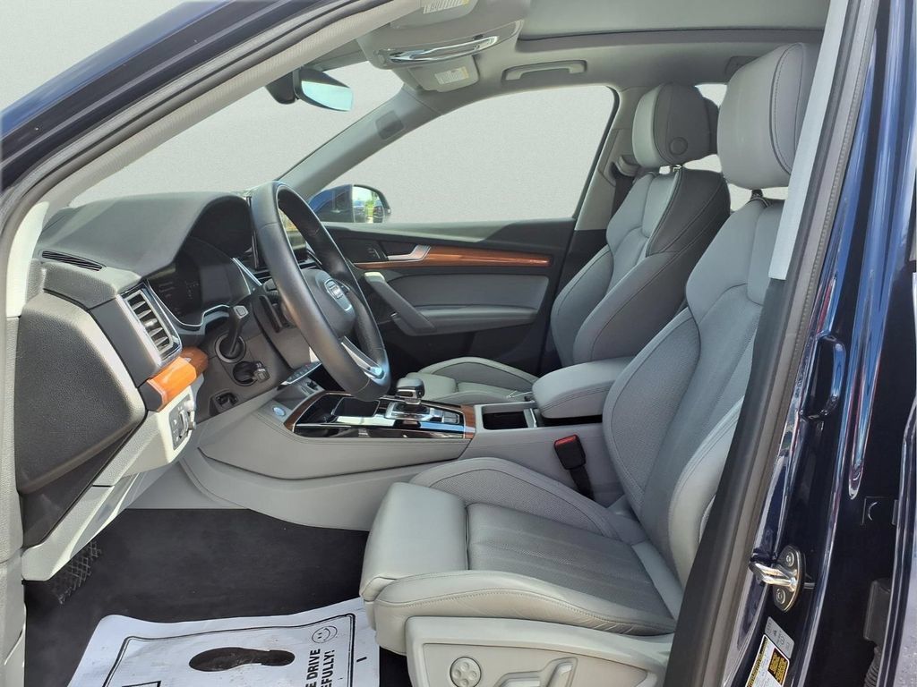Used 2021 Audi Q5 Prestige AWD/4WD image 9