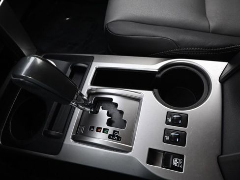 Used 2019 Toyota 4Runner SR5 Premium image 33