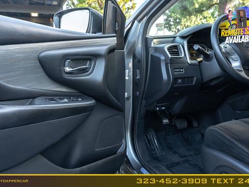 Used 2018 Nissan Murano SV AWD/4WD image 12