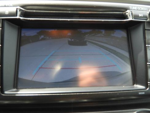 Used 2015 Toyota RAV4 LE w/ Four Season Floor Mat Package AWD/4WD image 42