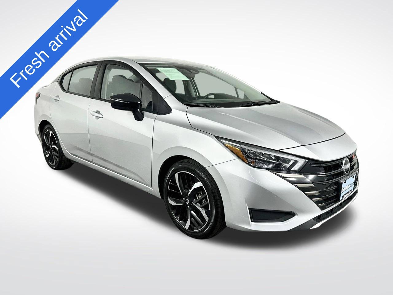 Used 2024 Nissan Versa SR FWD 360° Tour