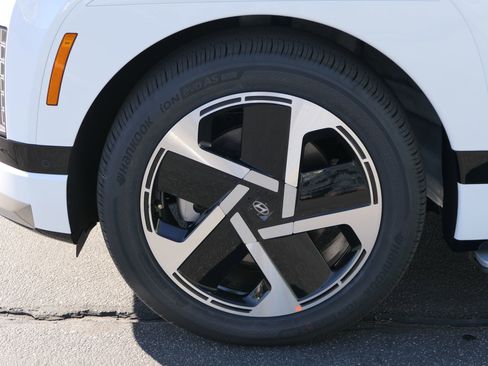 New 2026 Hyundai Ioniq 9 Calligraphy AWD/4WD image 7
