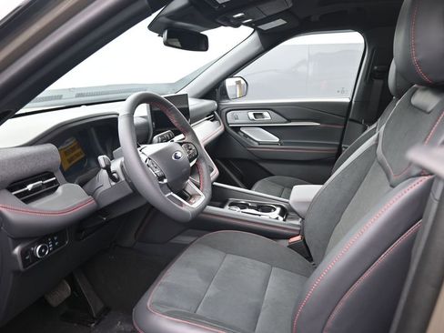 New 2026 Ford Explorer ST w/ Sun And Sound Package image 32