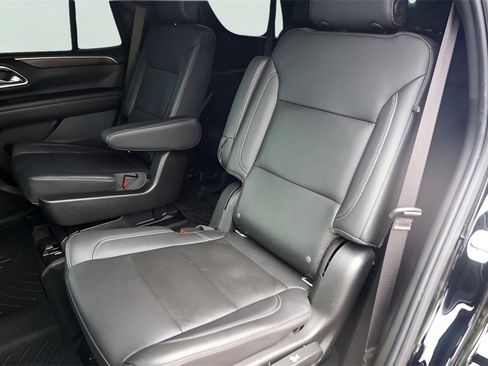 Used 2021 Chevrolet Tahoe Z71 w/ Z71 Signature Package image 29