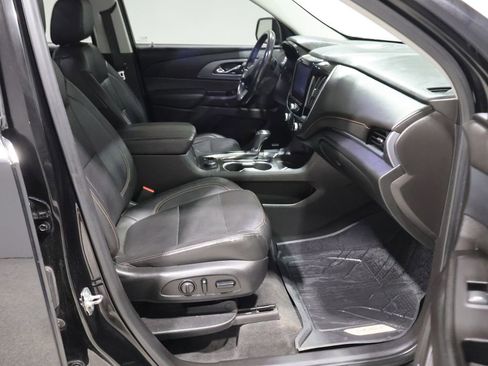 Used 2019 Chevrolet Traverse Premier w/ Redline Edition AWD/4WD image 23