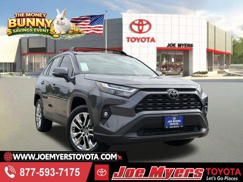 Used 2025 Toyota RAV4 XLE Premium FWD image 1