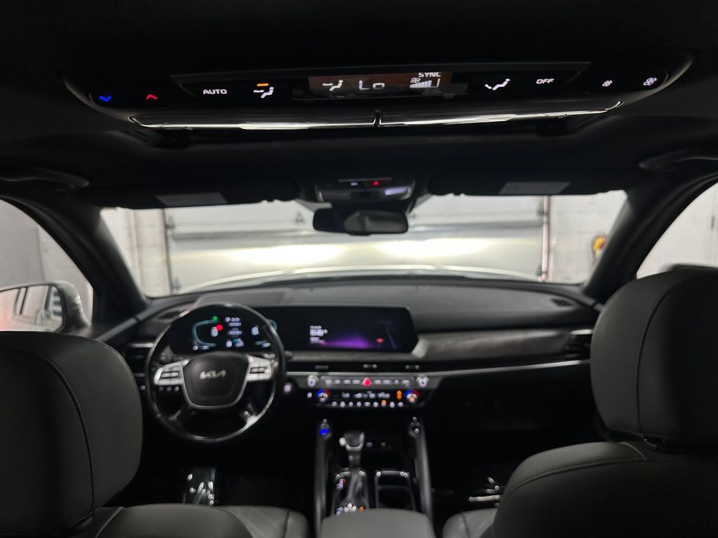 Used 2023 Kia Telluride AWD image 25