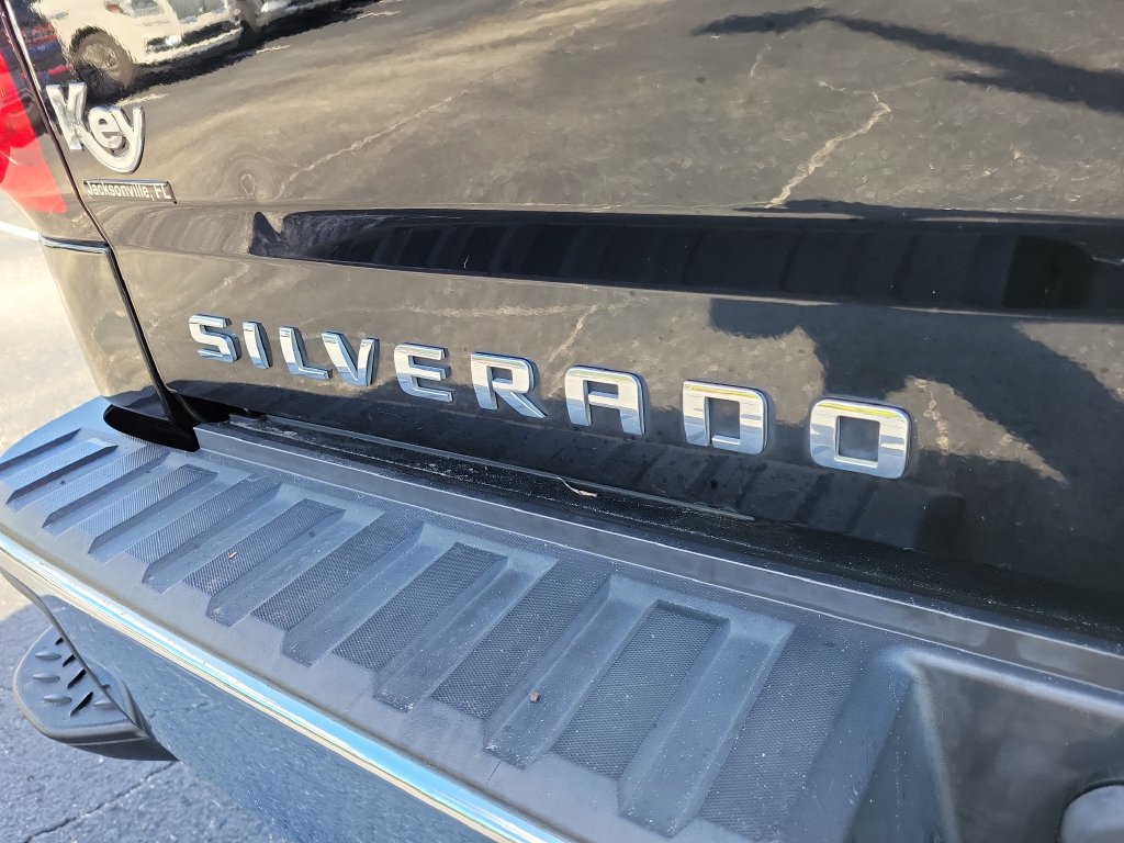 Used 2019 Chevrolet Silverado 1500 LT w/ All Star Edition AWD/4WD image 9
