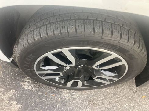 Used 2020 Chevrolet Tahoe Premier w/ RST 6.2L Performance Edition image 3