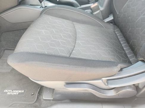 Used 2025 Mitsubishi Outlander Sport ES AWD/4WD image 21