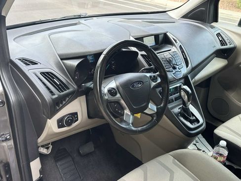 Used 2017 Ford Transit Connect XLT FWD image 12