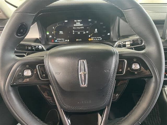 Used 2023 Lincoln Aviator AWD image 15
