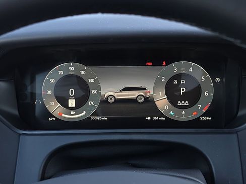 New 2026 Land Rover Range Rover Velar Dynamic SE image 19
