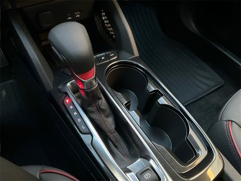 Used 2025 Chevrolet TrailBlazer RS w/ Convenience Package image 24