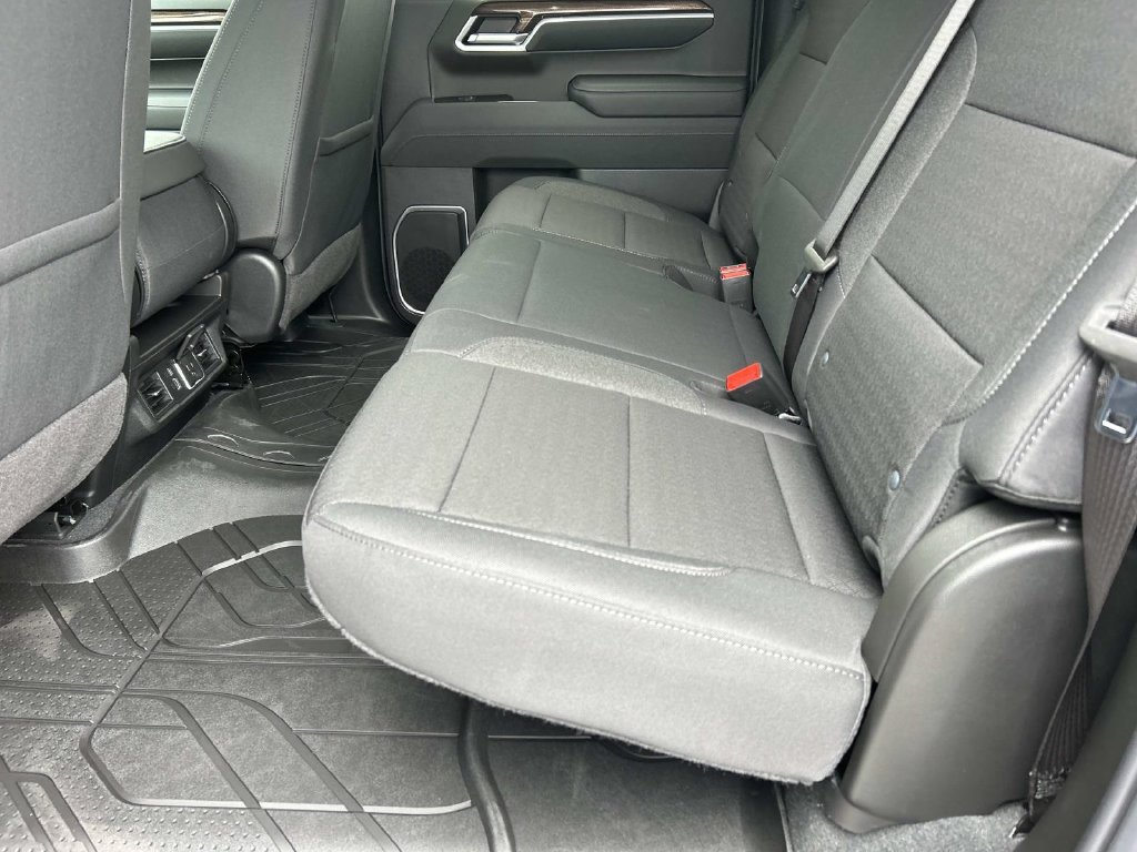 New 2026 Chevrolet Silverado 1500 RST w/ RST Select Package AWD/4WD image 12