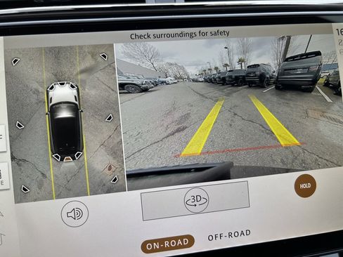 New 2026 Land Rover Range Rover Velar Dynamic SE image 26