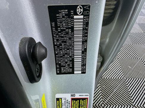 Used 2017 Toyota Corolla SE image 12