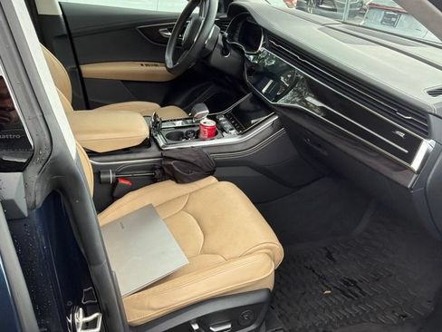 Certified 2024 Audi Q8 Prestige AWD/4WD image 9