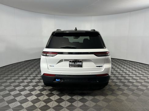 Used 2023 Jeep Grand Cherokee Trailhawk w/ Advanced Protech Group II image 7