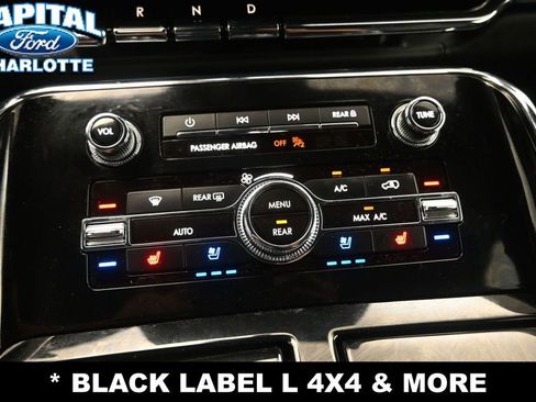 Used 2024 Lincoln Navigator L Black Label AWD/4WD image 16