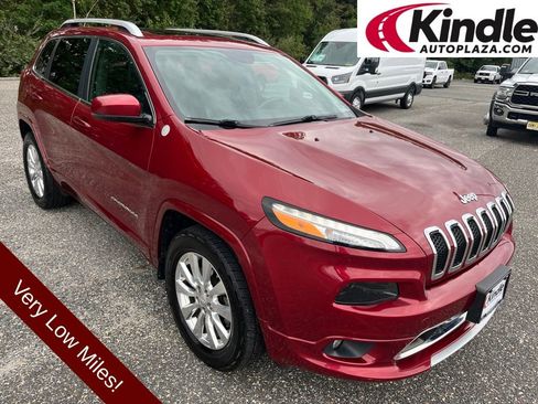 Used 2017 Jeep Cherokee Overland image 1