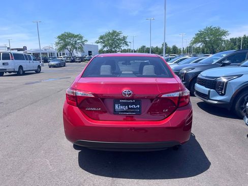 Used 2017 Toyota Corolla LE FWD image 3