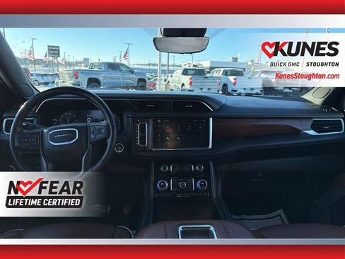 Used 2024 GMC Yukon XL Denali Ultimate AWD/4WD image 34