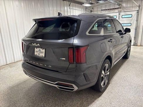 Used 2022 Kia Sorento SX Prestige w/ Panoramic Sunroof Package AWD/4WD image 4