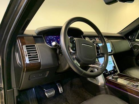 Used 2022 Land Rover Range Rover Westminster Edition image 16