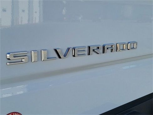 Certified 2022 Chevrolet Silverado 1500 Custom image 25