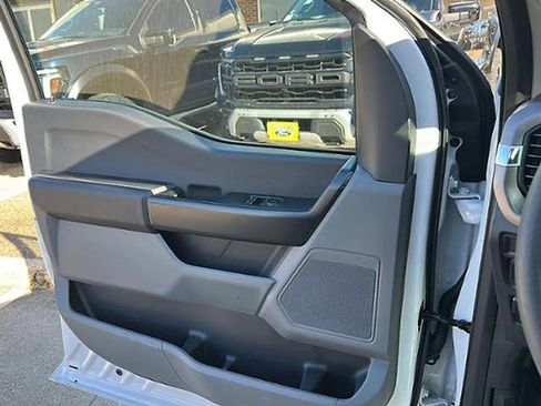 Used 2025 Ford F150 XL image 17