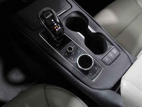 Used 2021 Cadillac XT4 Premium Luxury w/ Cold Weather Package image 16