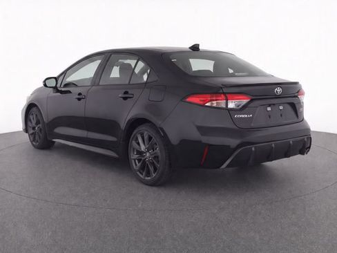 Used 2025 Toyota Corolla SE FWD image 8