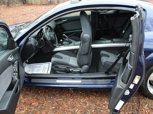 Used 2007 MAZDA RX-8 Touring w/ Appearance Pkg image 29