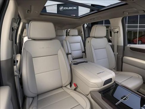 New 2026 GMC Yukon XL Denali w/ Denali Reserve Package AWD/4WD image 16