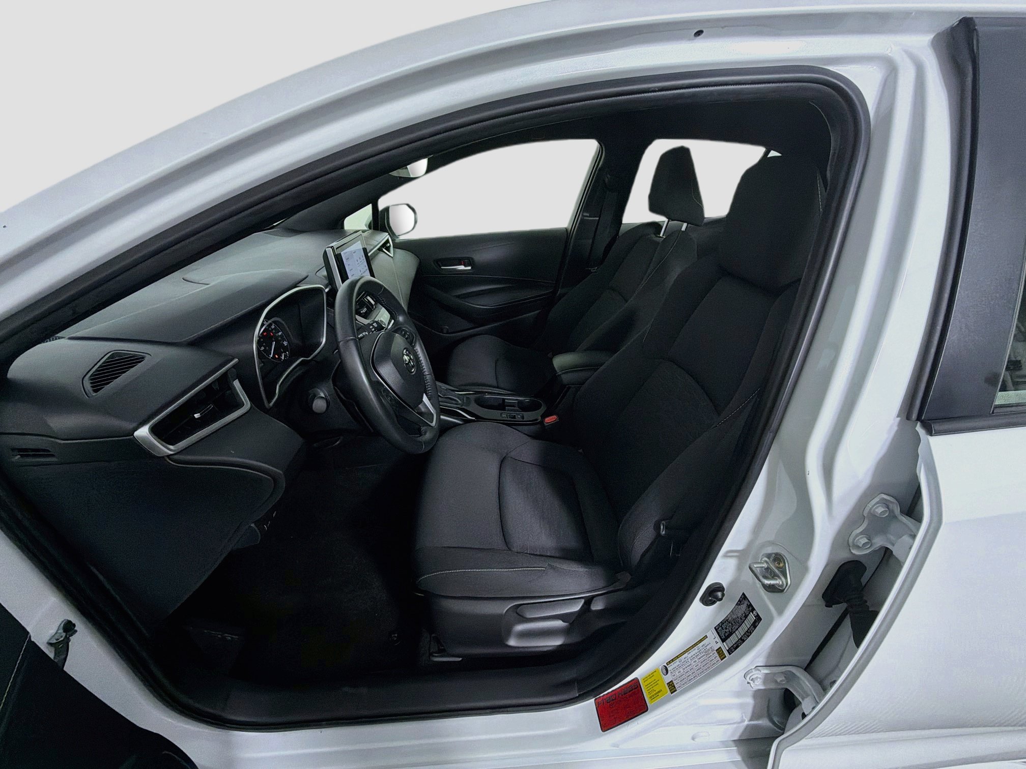 Used 2025 Toyota Corolla SE FWD image 13