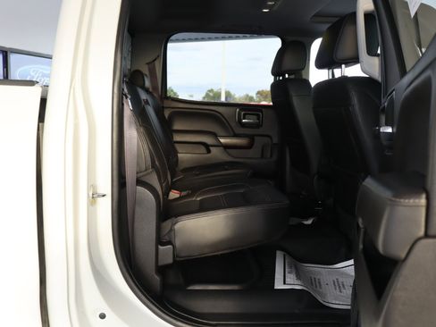 Used 2017 GMC Sierra 3500 Denali w/ Duramax Plus Package image 32