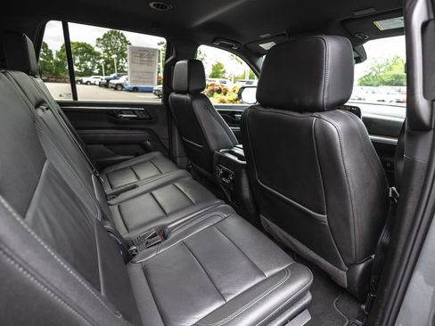 Used 2025 Chevrolet Tahoe LT AWD/4WD image 30