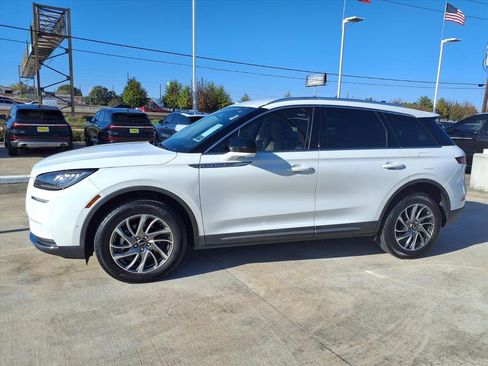 Certified 2021 Lincoln Corsair FWD image 3