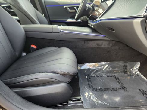 Used 2026 Mercedes-Benz E 350 4MATIC Sedan image 20