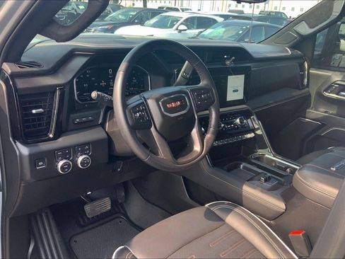 Used 2024 GMC Sierra 2500 AT4X AWD/4WD image 13