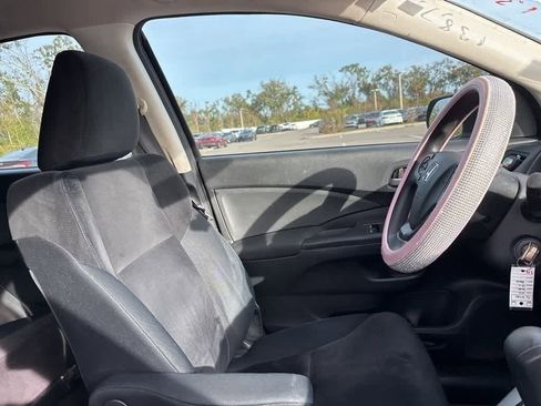 Used 2014 Honda CR-V LX image 7