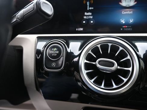 Used 2020 Mercedes-Benz A 220 image 30