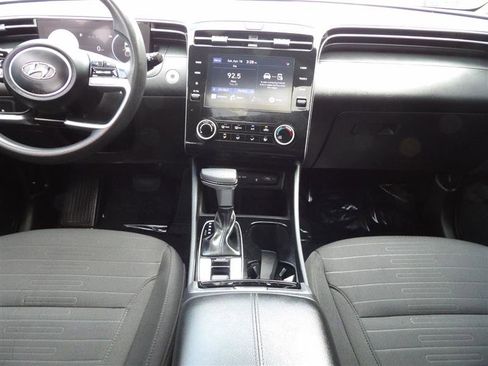 Used 2022 Hyundai Santa Cruz SEL w/ Activity Package image 16