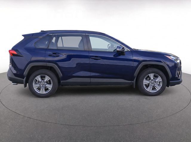 Used 2024 Toyota RAV4 XLE w/ Convenience Package FWD image 8