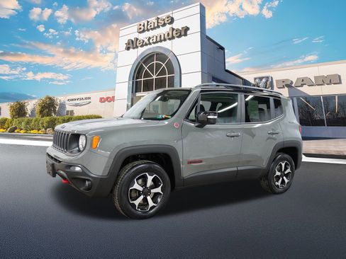 Used 2022 Jeep Renegade Trailhawk image 10