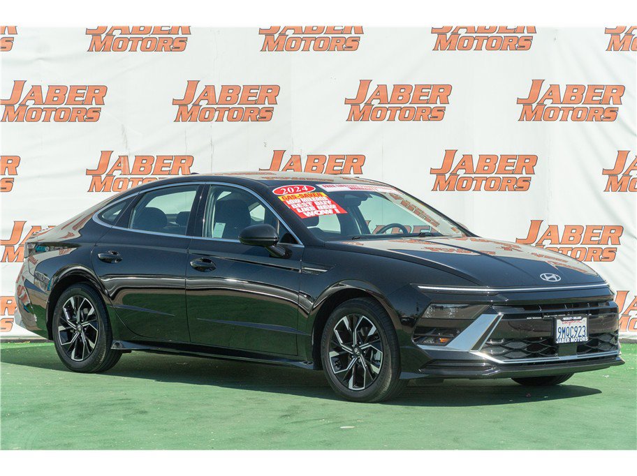 Used 2024 Hyundai Sonata SEL FWD image 1